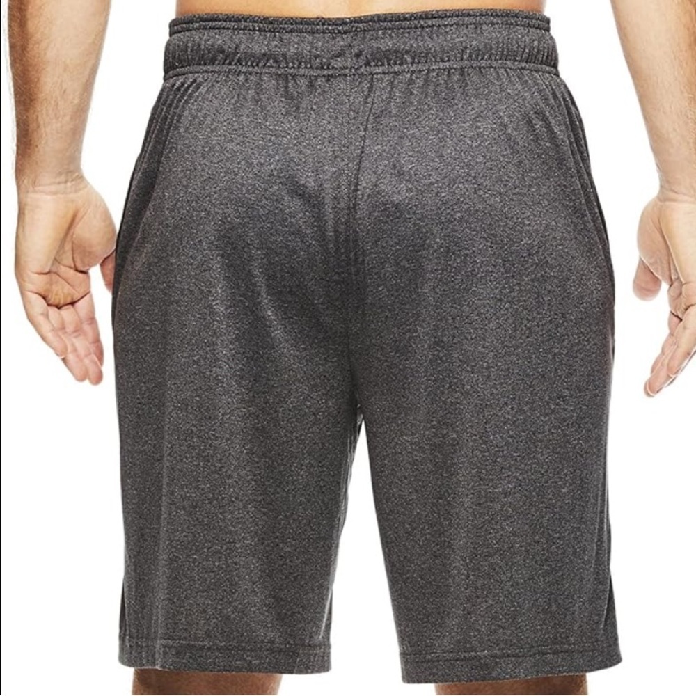 Reebok Athletic Shorts Men’s size Large Charcoal Heather Slim 9" shorts